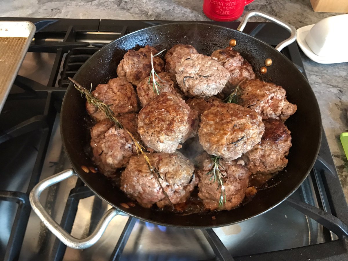 CapitalMeatCo's tweet photo. Every day should be #NationalMeatballDay https://t.co/VC5ELfslfH