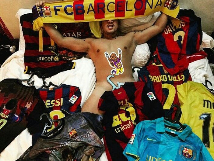 mrvvip's tweet photo. Mario Lawalata posting bugil di IG pasca kemenangan Barca. #selebwatch https://t.co/u2SwraiKrq