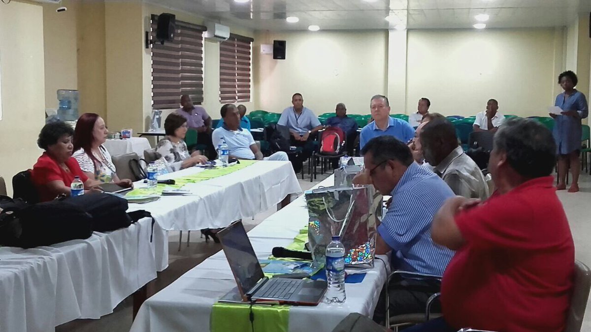 El rector Edgar Parra asiste a esta hora a la sesión del Comité Académico del SUE-Caribe en la Universidad del Chocó, en Quibdó <a href="/SUE_Col/">SUE</a>