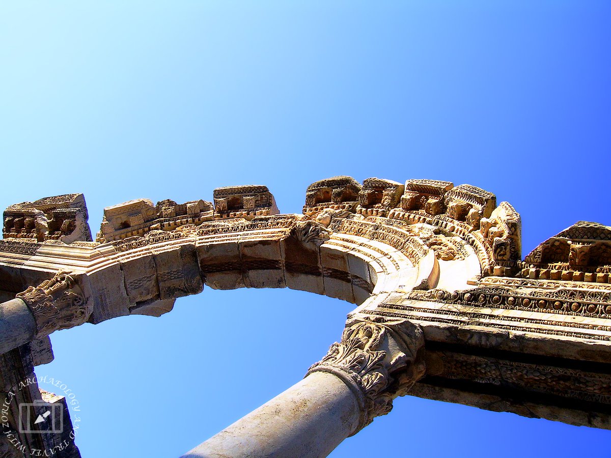 ZoricaATWZ's tweet photo. Hadrian's temple, Ephesus, Turkey
#Ephesus #archaeology #travel #Hadriantemple #RomanTemple #ancientrome #TravelTurkey https://t.co/x2eIZrJYDv