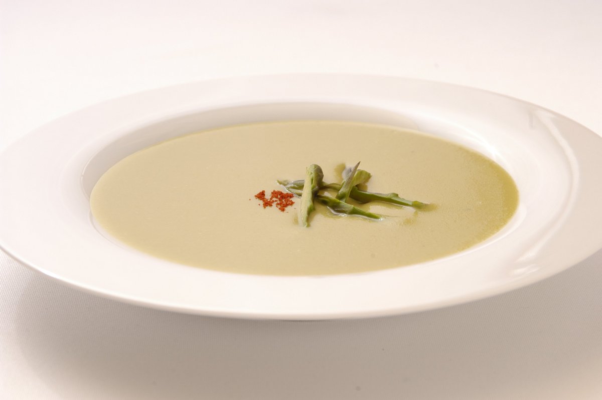 529Wellington's tweet photo. We do a daily soup, salad, &amp; burger, in addition to our regular menu items. For more info: (204) 487-8325. #fine29 https://t.co/DEQ4jcnMgS