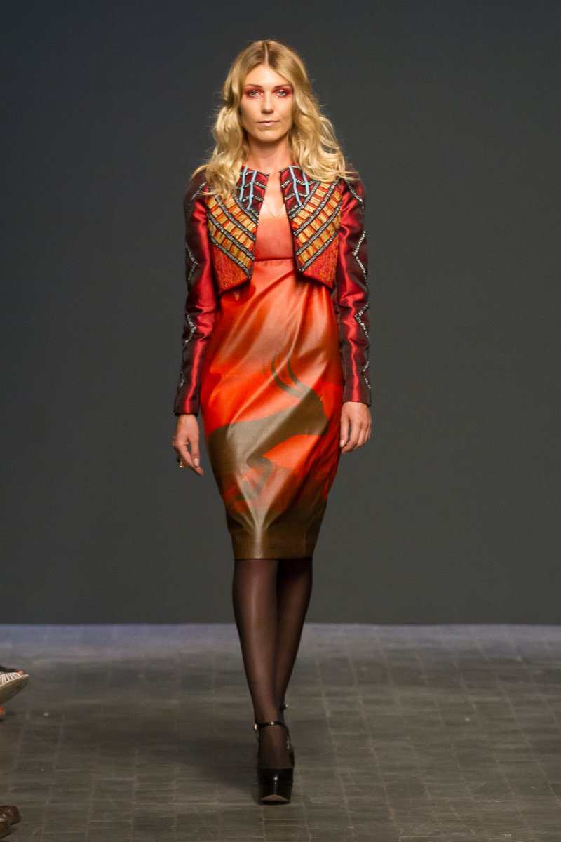 koefiaofficial's tweet photo. Created By Immacolata Fiorillo
Title: L'Antilope
#red #passion #color #design #dress #fashion #koefia #koefiaofficial #9marzo #DerWanderer https://t.co/mVWlqxgfGD