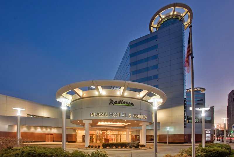 Kalamazoo Marathon (@thekzoomarathon) on Twitter photo Don't wait to reserve your room at the <a href="/RadissonKZOO/">Radisson Kalamazoo</a> for race weekend! Reserved discount rooms available! Info at bit.ly/2niJueC . Don't wait to reserve your room at the <a href="/RadissonKZOO/">Radisson Kalamazoo</a> for race weekend! Reserved discount rooms available! Info at bit.ly/2niJueC .