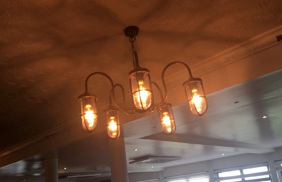 ChurchillianPO6's tweet photo. The new look Churchillian is taking shape. We're on track to open at the end of March! https://t.co/hYEdVCJjg2

#YourNewLocal #Portsmouth https://t.co/hZ3kbamUzH