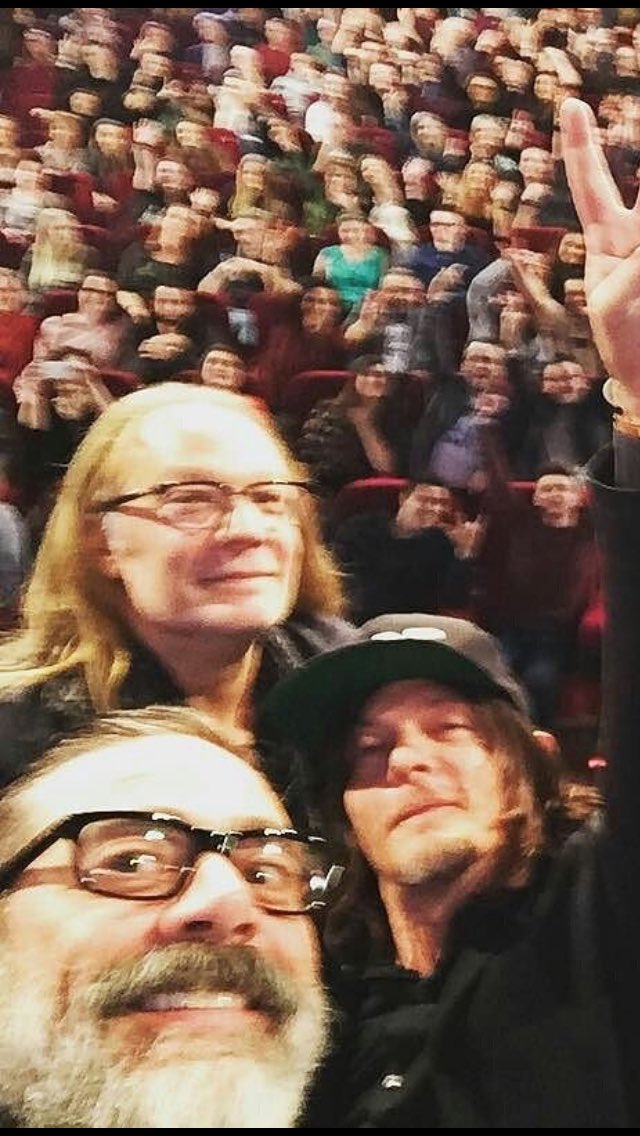 negansleather's tweet photo. I'm guessing jeff took this selfie https://t.co/h7kElTY67c