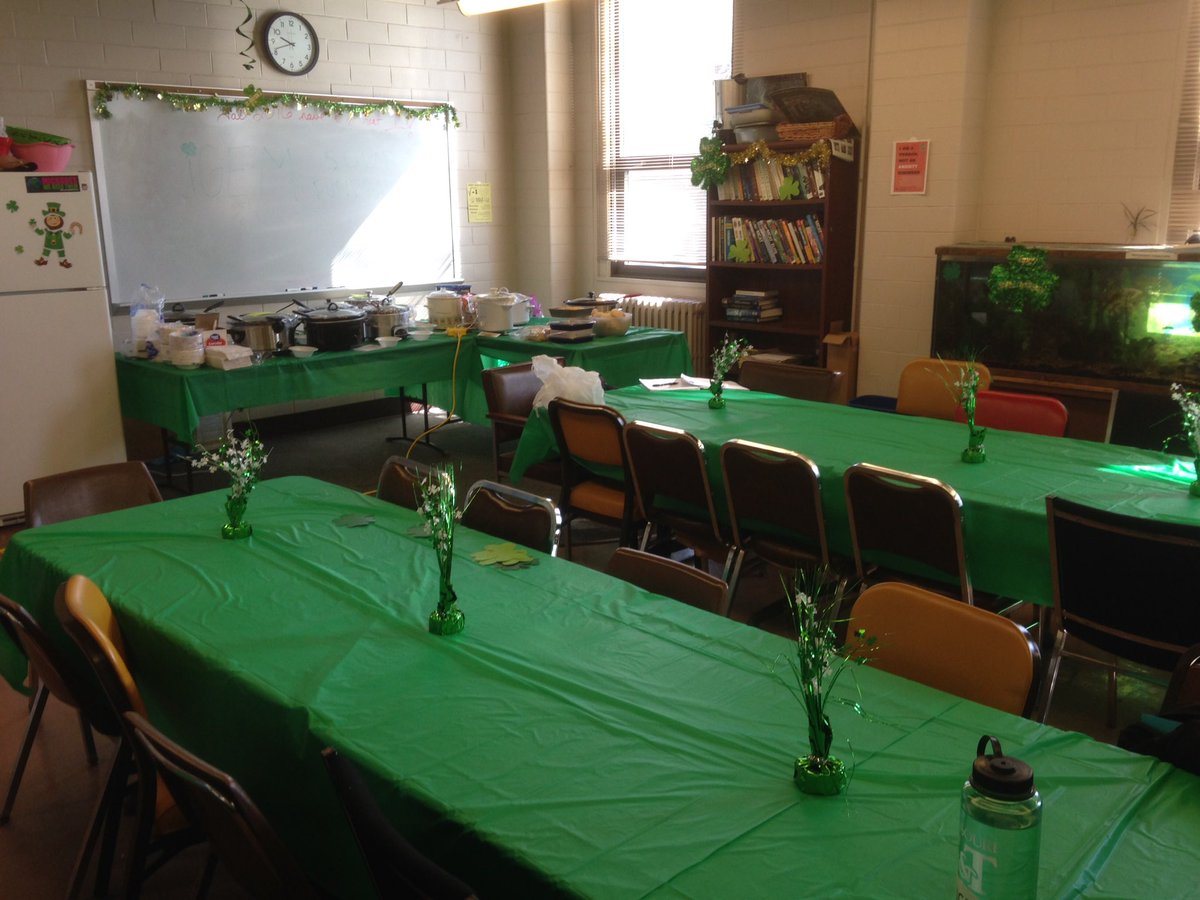 GermJuggler's tweet photo. Soup's on! Time for the @mstigem soup fundraiser. Today from 11:00 to 1:00 in 106 Schrenk! https://t.co/x7FeHbbmnS