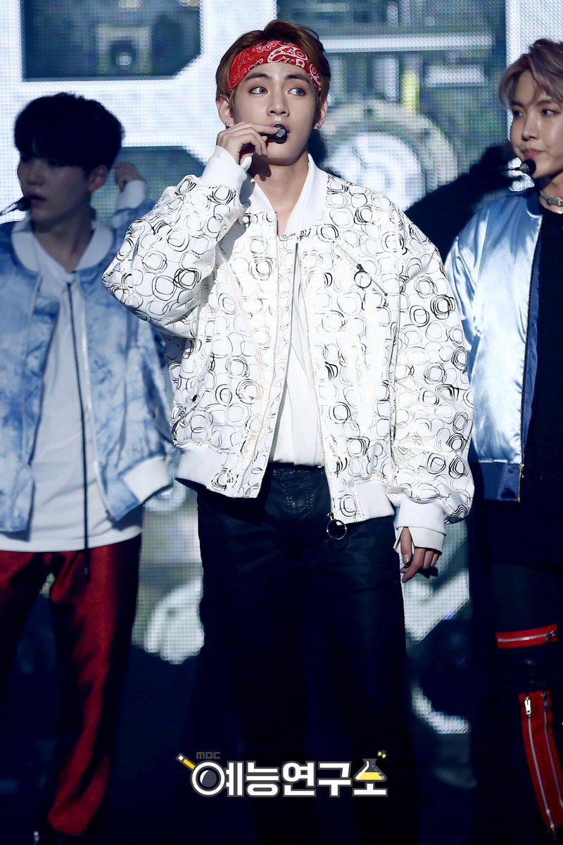 BTS National on Twitter: "170225 BTS V at Show! Music Core 'Not Today ...