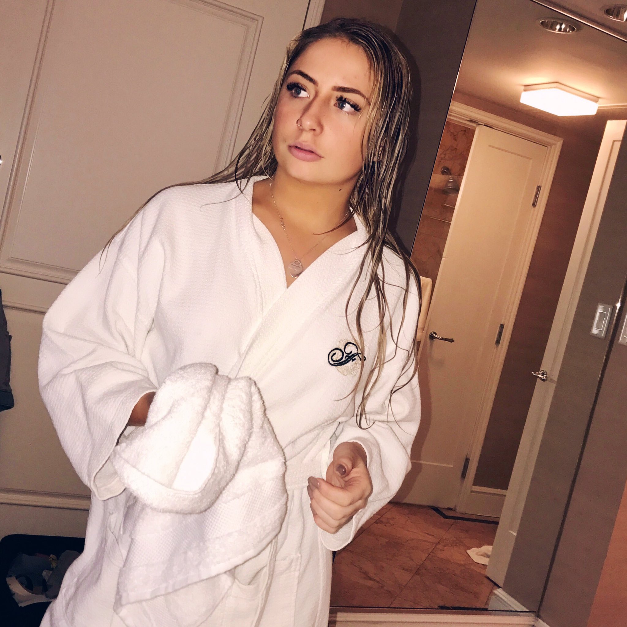 Saffron Barker on Twitter "Just woke up in LA! Legit just got out the