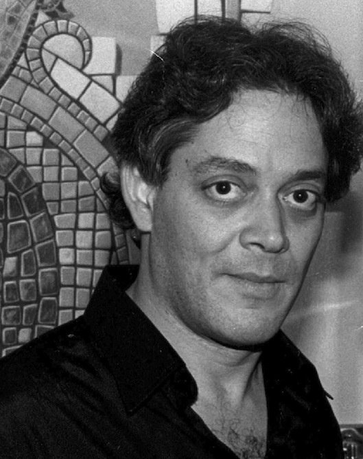 Happy Birthday Raul Julia, Joe Franklin, Linda Fiorentino, and Emmanuel Lewis. 