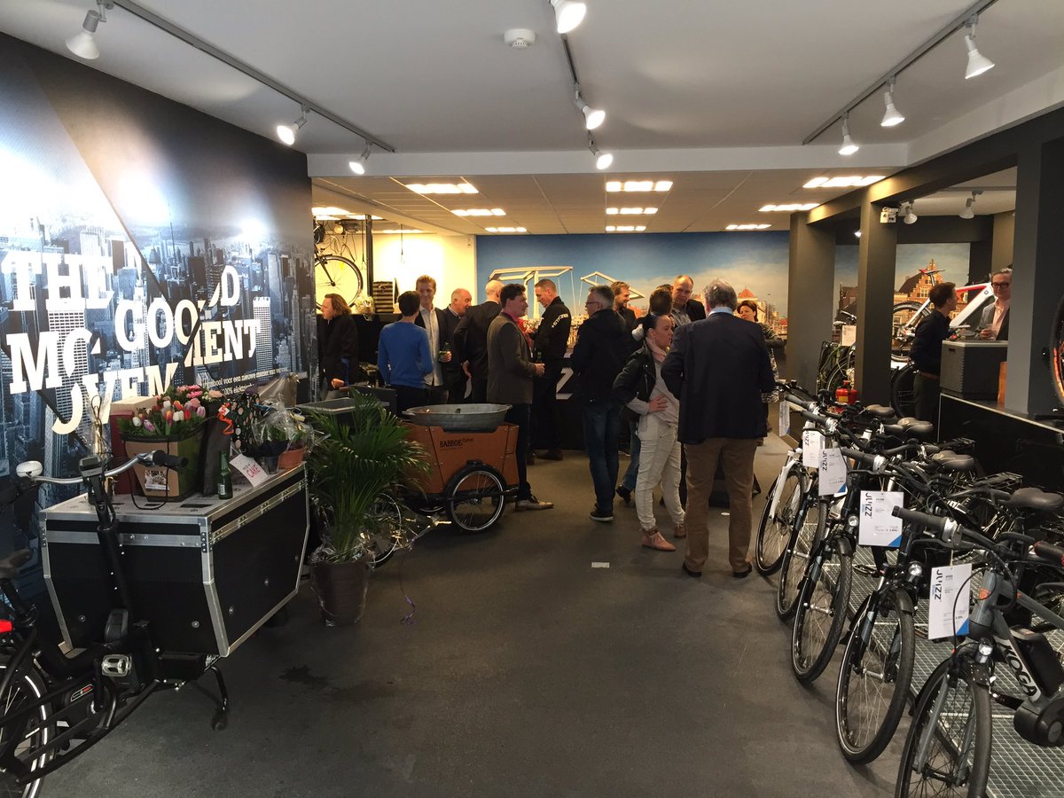 Cycling_Embassy's tweet photo. Success to our member JUIZZ on their grand opening in Harleem. #JUIZZ #thegoodmovement #Harleem #ebike https://t.co/WWjPsm1duz