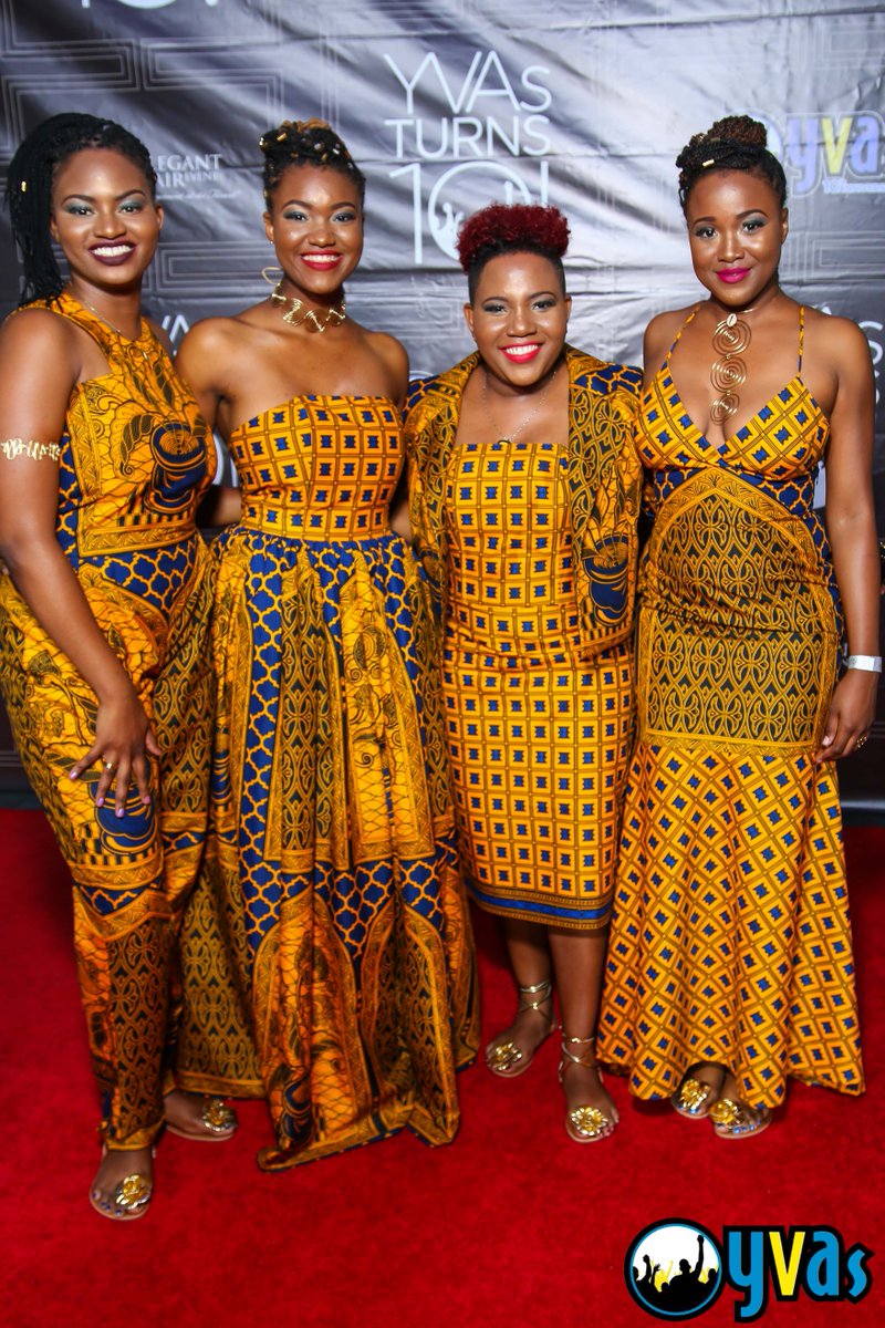 YourViewAwards's tweet photo. Adahzeh didn't come to play games! #YVAsRedCarpet #RedCarpetSlay #YVAs2017 #YVAs10 https://t.co/hBUNmC5VbM