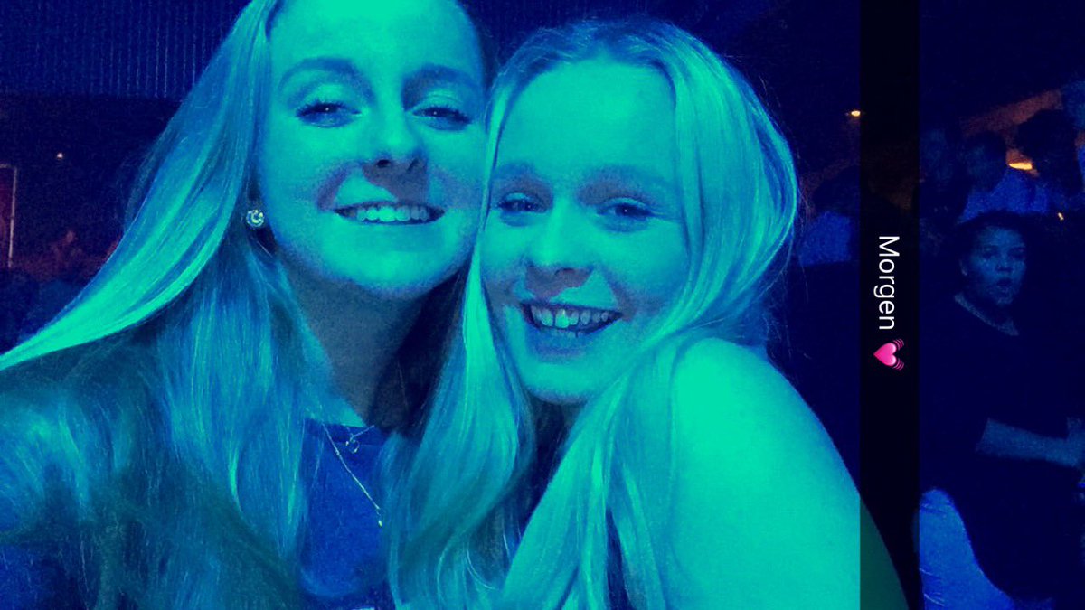 _sananaas's tweet photo. Dit meisje betekend zoveel voor mij ❤ https://t.co/zDBLJ6YoaE