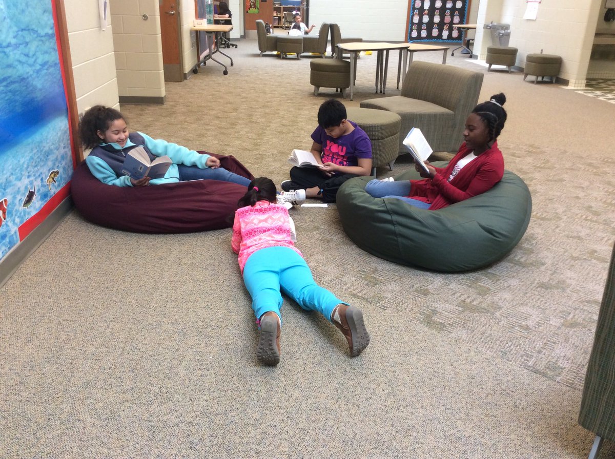 JDaMorePT's tweet photo. We love novel studies... and the pod #d56achieves #PTPride https://t.co/WgvVqhjfIW