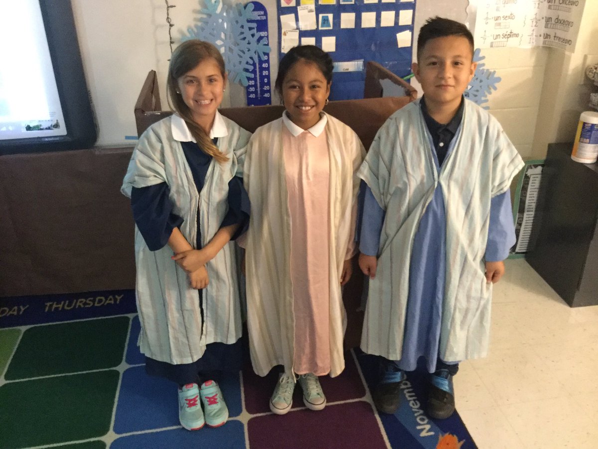 ElizabethLerma7's tweet photo. And this is how we closed our Drama unit @NISDEsparza ! #thirdgraderscanbedramatic! https://t.co/mn31xjLUwu