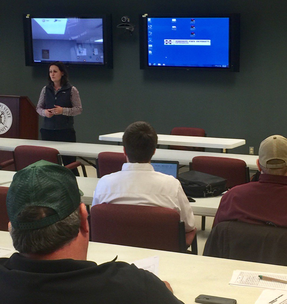 MSU_nmrec's tweet photo. Dr. Parish welcoming #MSUext agents and producers to the Crop Marketing Workshop at #NMREC. https://t.co/DOML2rvPNU