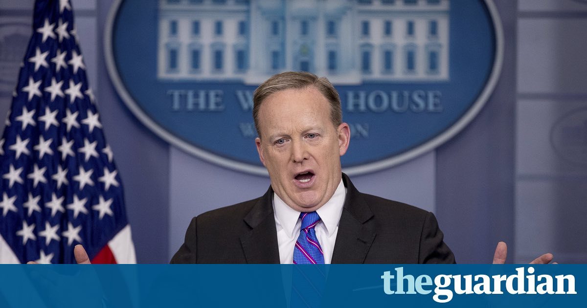 TheDenialTrump's tweet photo. Derrrrrr.... Spicer muddles answer when pressed on Trump and Russia investigation #dumptrump https://t.co/9aiDlidytu https://t.co/XofbdvmWji