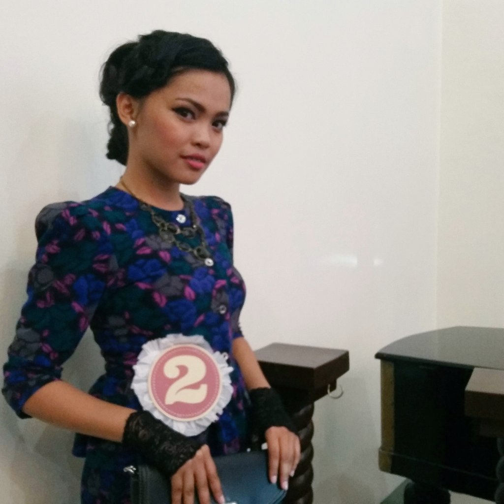 ohhshamm's tweet photo. During the Exec Looks 2017 β¨ Thank you, @dlsudjfinex!
Thank you to the very awesome glam team ever!!! π
β’ 2ND RUNNER UP
#ExecLooks2017 https://t.co/MFOrCFxPng