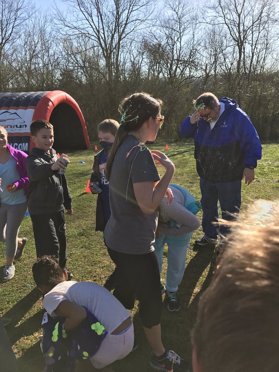 MrsWHood's tweet photo. Getting a little silly at the APEX fun run with @baddab1 ! https://t.co/e7eZrXb33s