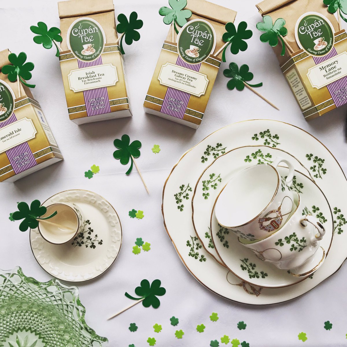 Go green for #StPatricksDay. Order your taste of Ireland at cupantae.eu/collections International shipping #tea
