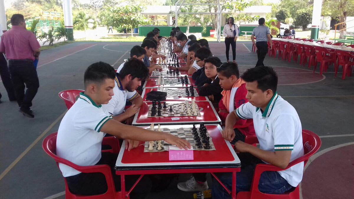 CECyTE_QRoo's tweet photo. Iniciamos con el Torneo de Ajedrez en el Plantel @PLAYACECYTE mucho éxito a todos los participantes!! https://t.co/bOtiPkia3X