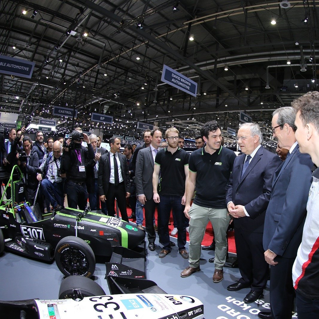 BernFormulaStud's tweet photo. #Giura and @_BR_JSA at the Geneva International Motor Show!
https://t.co/MI4HGPdOoF https://t.co/QCg0R1D7Ui #GIMS #GIMS2017 #GimsSwiss https://t.co/QwgkS87oM8