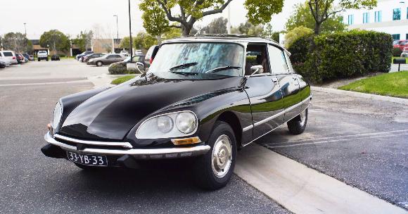 The Weird and Wonderful Citroën That Still Captivates, 60 Years On bit.ly/2lwkQe7