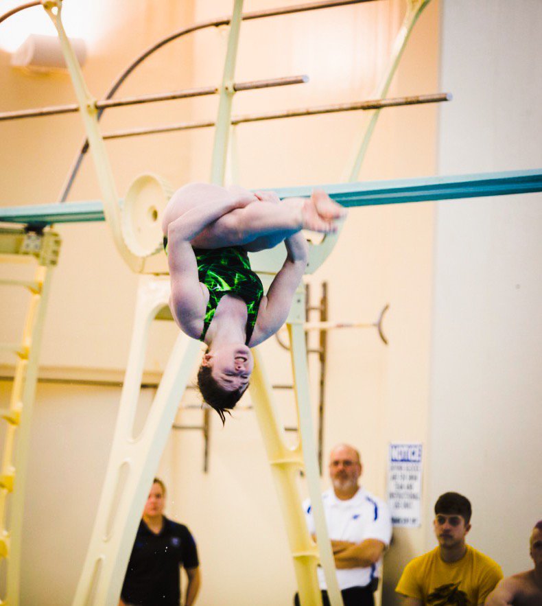 TiffinU's tweet photo. Retweet to wish Morgan good luck today as she starts competition @2pm in the 1m. Live stream available at https://t.co/jhOI7exME4  🔥🐉 https://t.co/AYvkYFFsdq