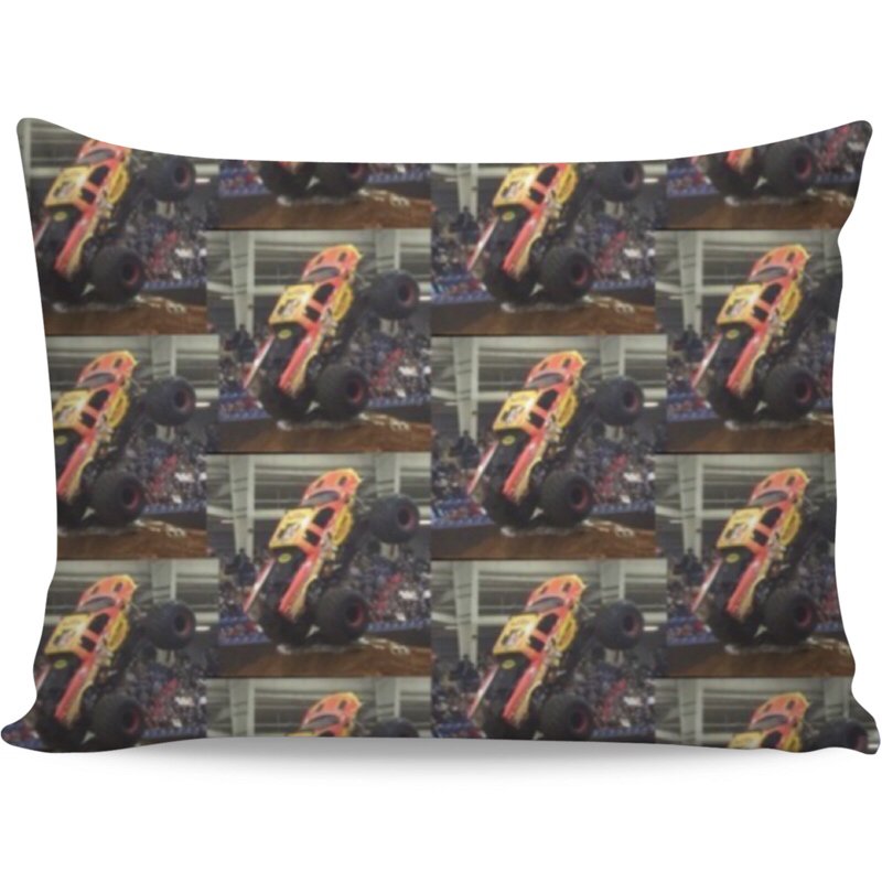 donna_yeager's tweet photo. Just made Live Mania Monster Truck  https://t.co/UikbpMBL9G with @RageOnOfficial https://t.co/IS6z4sEXwE https://t.co/GaNe1A4QLW