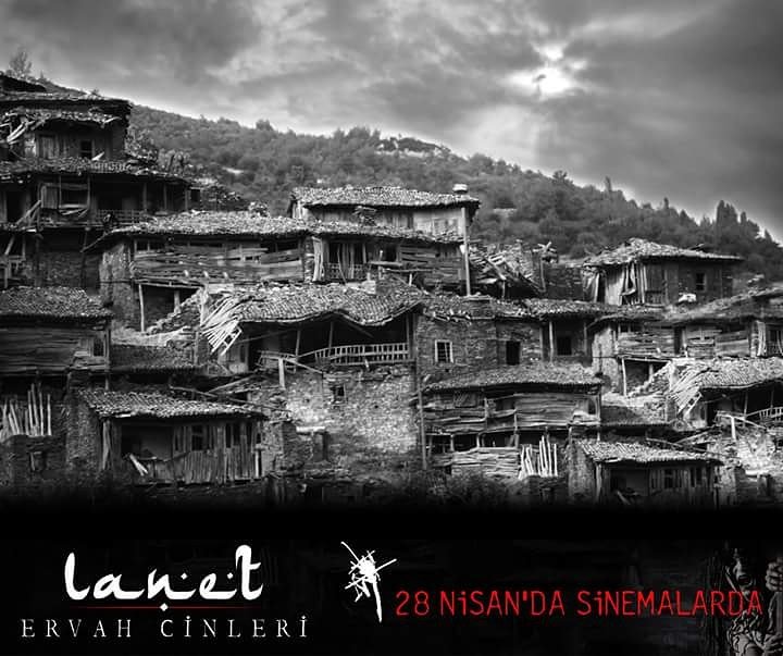 lanetervah's tweet photo. Terkedilmiş Köyde #Korku İliklerinize Kadar İşleyecek.Lanet Ervah Cinleri 28 Nisan'da!#lanet #ervahcinleri #sinema #korkufilmi #yerlikorku https://t.co/sWNSePXTkv