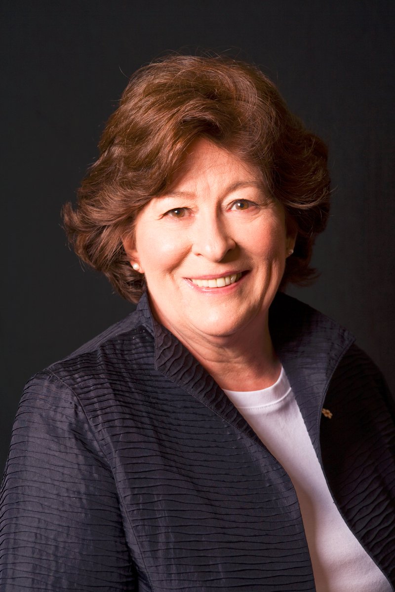 IOMatUN's tweet photo. BreakingNews: @louise_arbour appointed Special Representative of the #UN Secretary-General for international #migration #UN4RefugeesMigrants https://t.co/Pw2trYVePQ