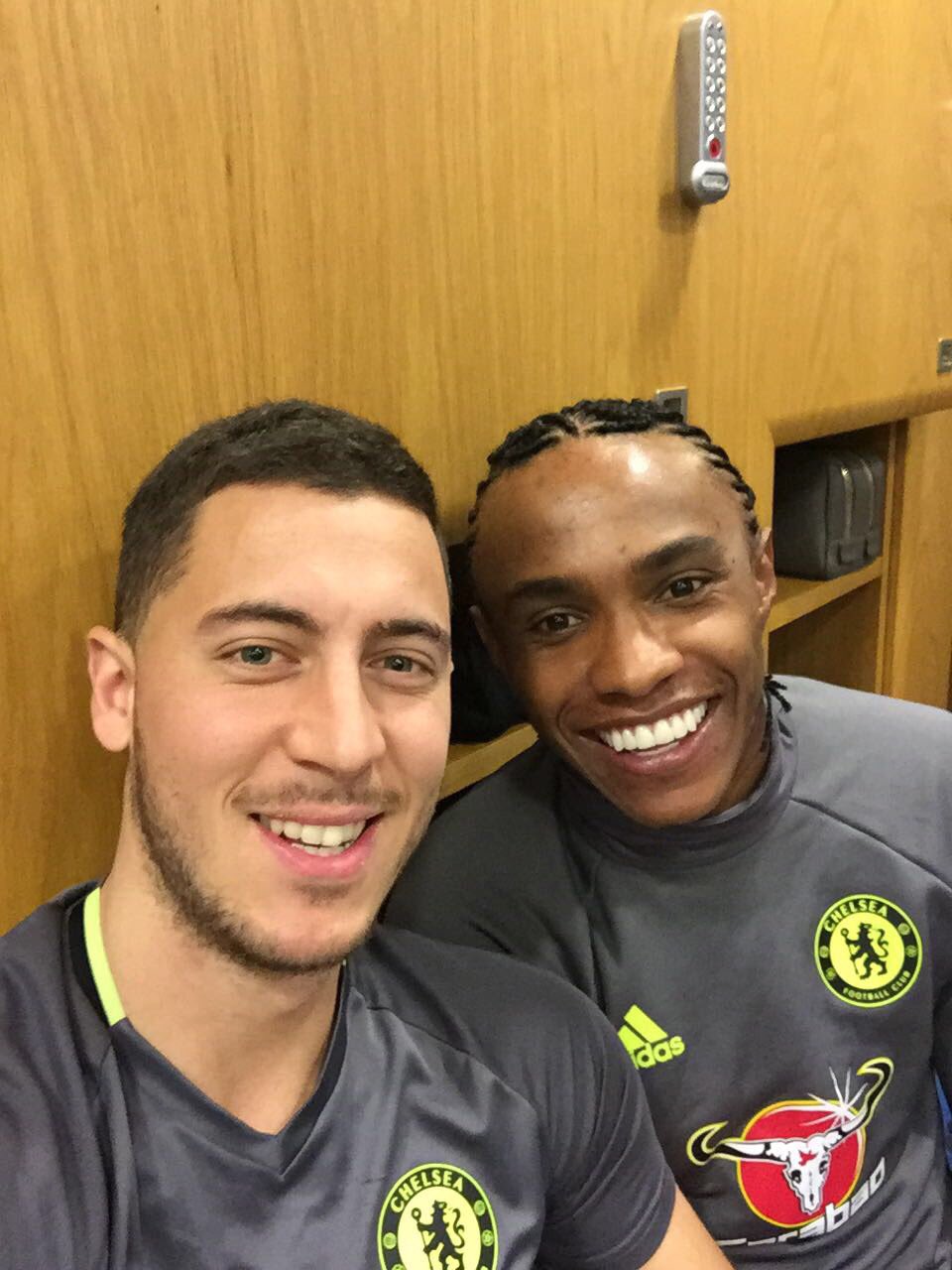 Eden Hazard on Twitter: "Nice new haircut for my man 