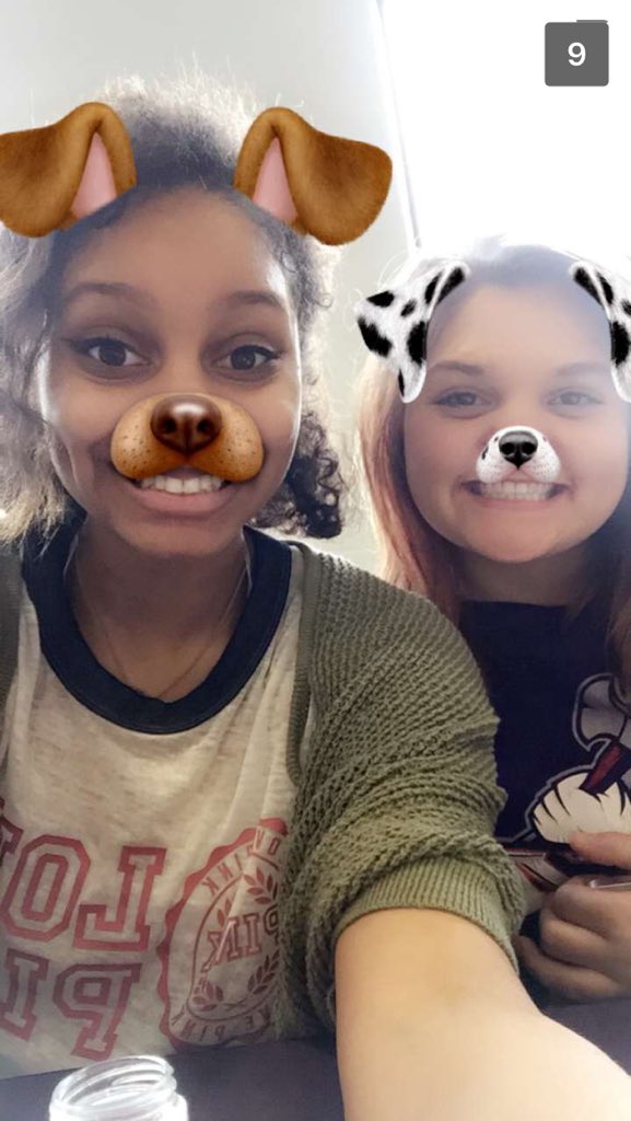 mdi03072000's tweet photo. #beYOUtiful we love our smiles https://t.co/mGvNdsmNR8