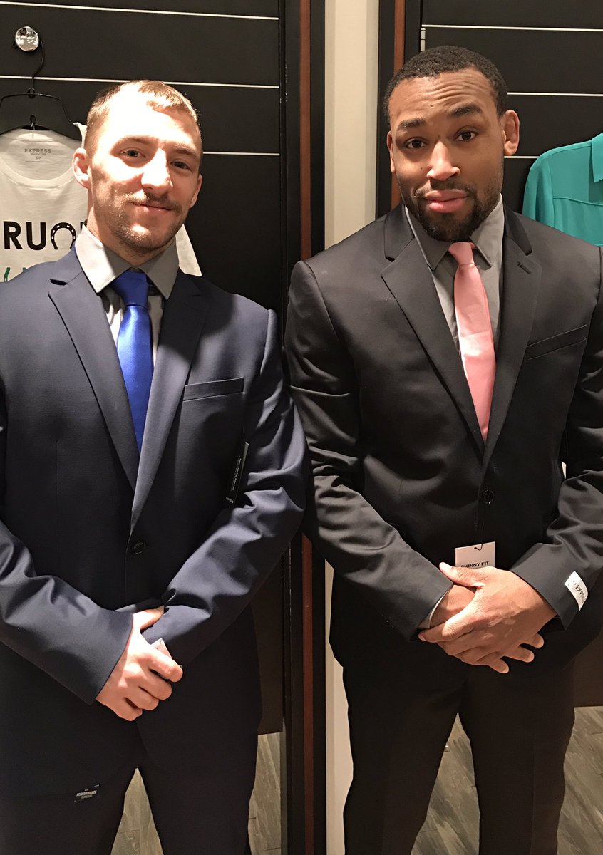 UWECWrestling's tweet photo. #businesstrip
Who wore it better? RT for Sirny, Fave for @perk149.
#ToStandard2017 https://t.co/r0RQZIsBa0