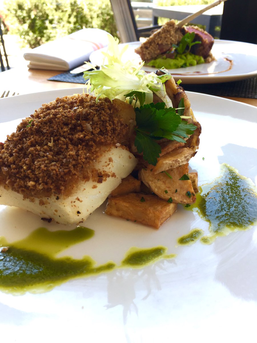 We will be proudly celebrating #StPatricksDay Weekend (March 17-19) with #Irish inspired specialty dishes and cocktails 🍀 #ProudtobeIrish