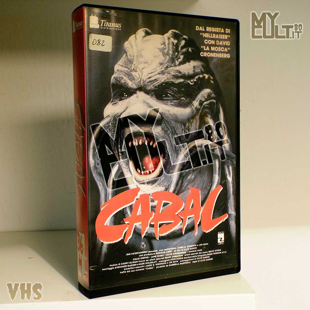 Mycult's tweet photo. Vhs a volte ritornano! "Cabal" 1990 #CliveBarker 
(Aka Nightbreed) con #DavidCronenber 
Trailer: https://t.co/rnuly1plg8 https://t.co/D6pnFoQUGg