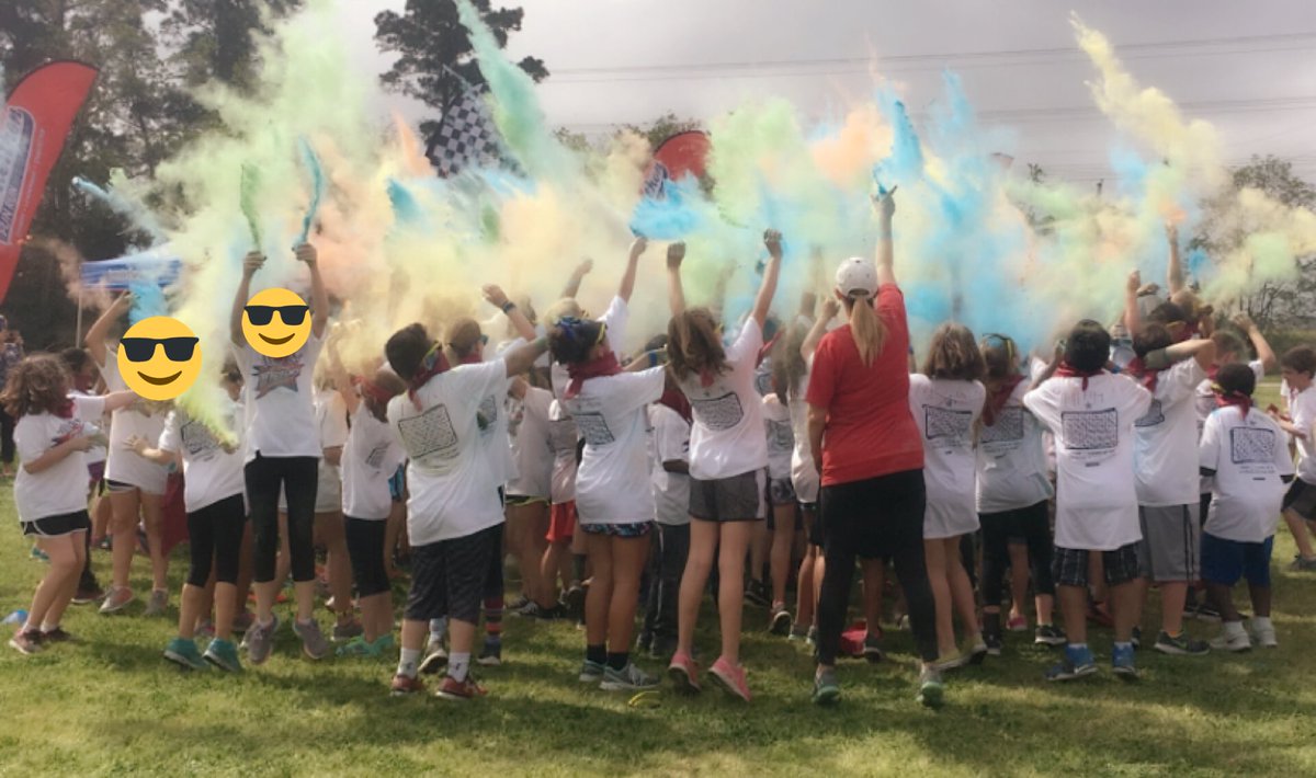 alundy0530's tweet photo. Booster-thon Color Run! SO MUCH FUN!! https://t.co/YacwCkcPR7