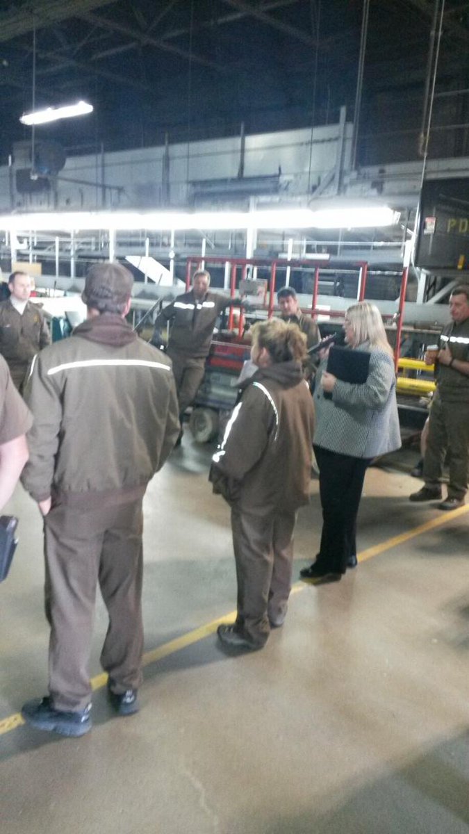 Shelly with BD giving the PCM today at the Des Moines East Center #GrowingtheBizSafely