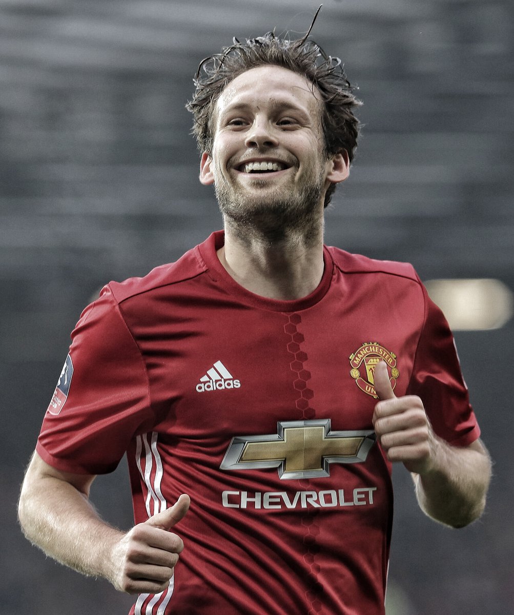 Happy birthday to Daley Blind. Turns 27 today. 