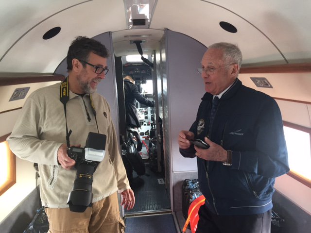AlexBrutsch's tweet photo. Impressions à bord du DC-3, un avion vieux de 77 ans qui vient d'entamer un tour du monde au départ de Genève @Breitling #aviation https://t.co/91tedZughz