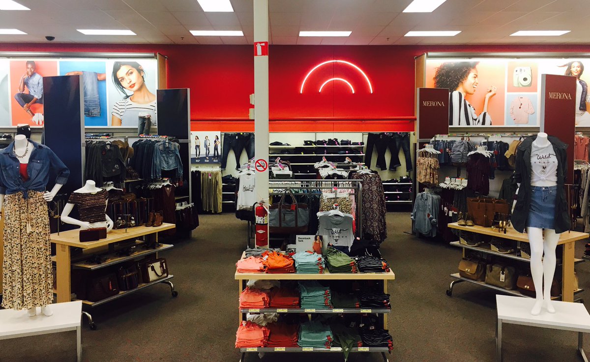 Created a fun shop In shop in the middle of RTW to mix it up! #upland1834 <a href="/grassroots22/">Bill Lanza</a> @jhowells81 @HutchTimothy  <a href="/TargetStyle/">Target Style</a>