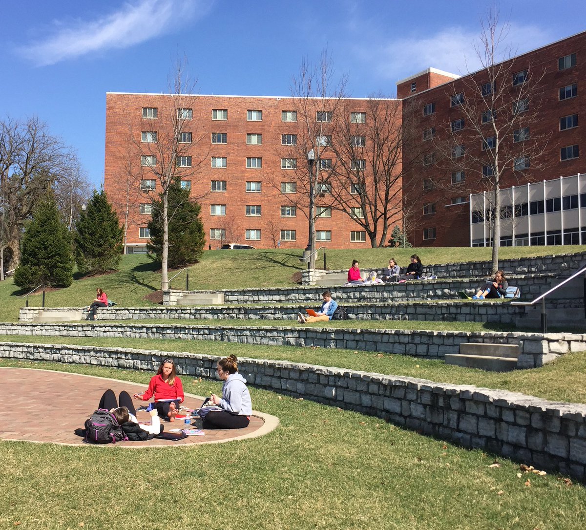 univofdayton's tweet photo. Students, classrooms and our furry Flyers are soaking up the sun all over campus today 😎 https://t.co/LJ84lfjuoH