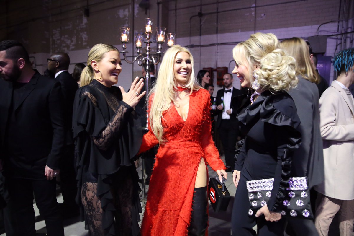 Faulhaber (@faulhaberagency) on Twitter photo We're seeing some serious girl power at #TFIXXX <a href="/TorontoFashion/">TFI Toronto Fashion</a> #torontofashion <a href="/CherylHickeyETC/">Cheryl Hickey</a> <a href="/SylviaMantella/">Sylvia Mantella</a> #suzannerogers We're seeing some serious girl power at #TFIXXX <a href="/TorontoFashion/">TFI Toronto Fashion</a> #torontofashion <a href="/CherylHickeyETC/">Cheryl Hickey</a> <a href="/SylviaMantella/">Sylvia Mantella</a> #suzannerogers