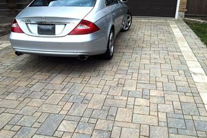 apexlandscapin1's tweet image. Our #interlockingbrick installation is beautiful and reliable year round ow.ly/AUKk309Ljpw