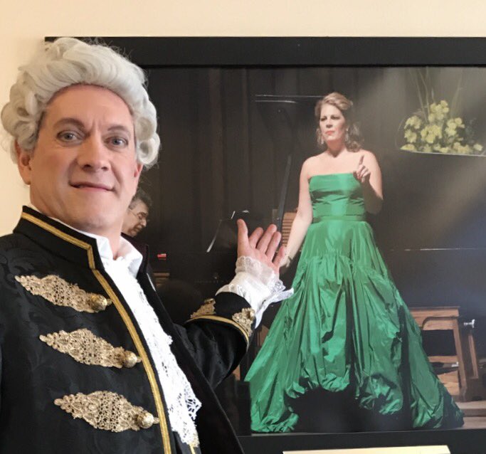 A friendly face in my dressing room in ottawa! #tosca #scarpia #sondra