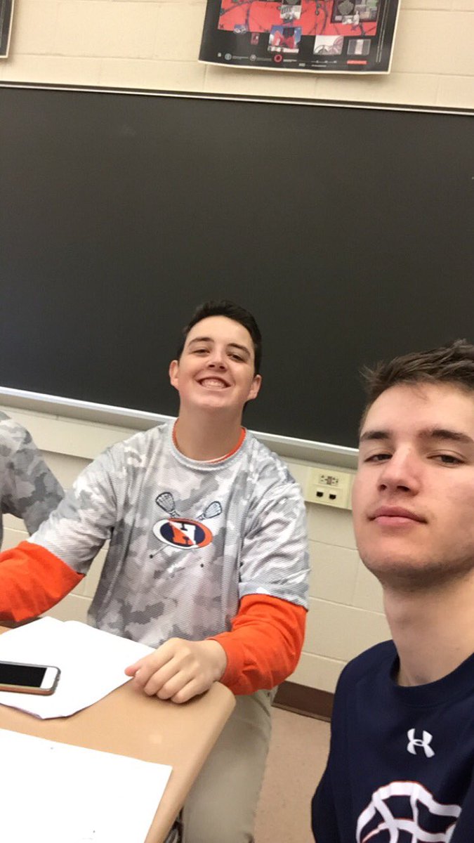 elarson4's tweet photo. Happy bday neighbor @Shrifty99 https://t.co/h7DbwIevMr