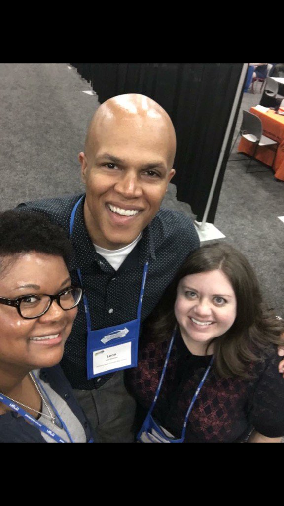 LeonMcClinton's tweet photo. Ran into @erinsmind &amp; Tiffany @TPE2017 ! Miss them both! #REPODU #GoPokes #TPE2017 https://t.co/7KRse4xvvI