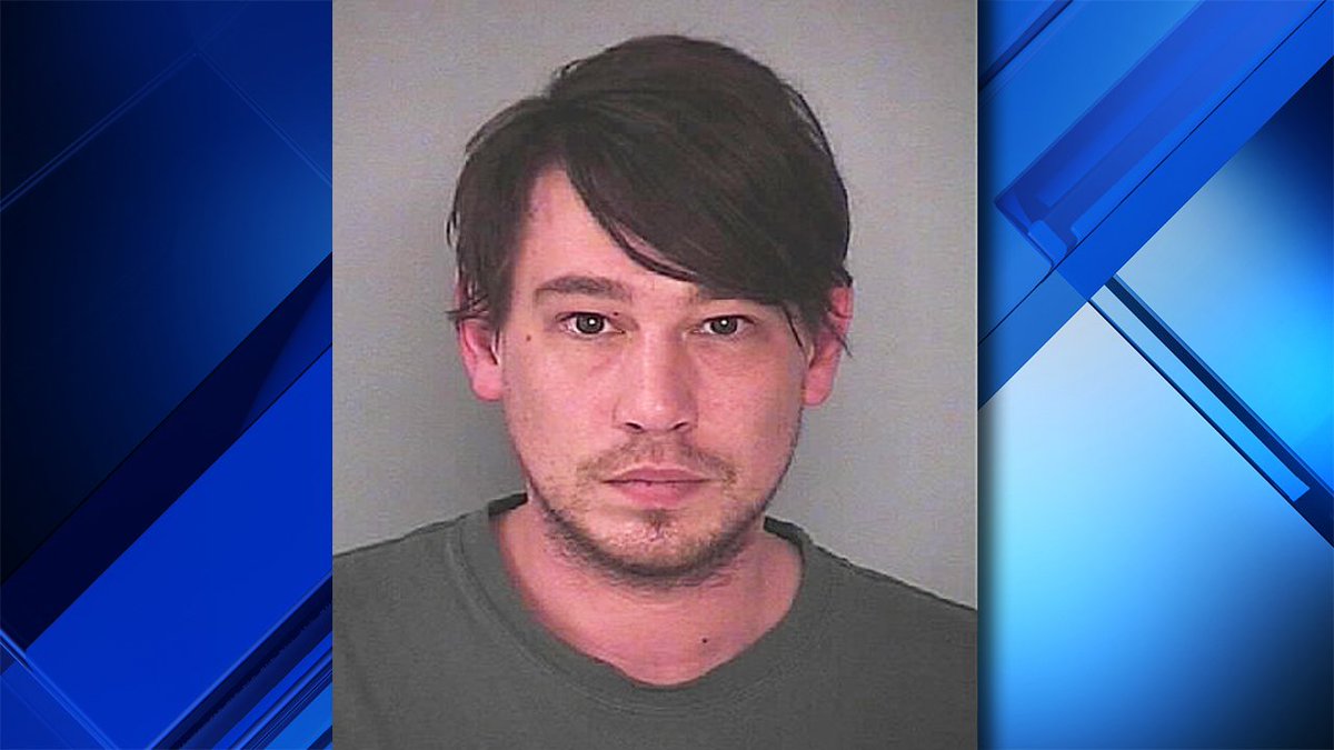 Police: Boy, 4, gets beating because he can't pronounce word bit.ly/2nb1RCR https://t.co/2kgGpiZpqS