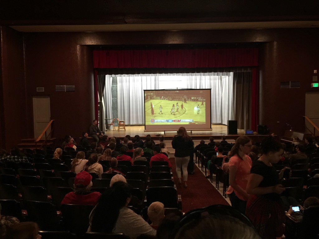 RobertDoBell's tweet photo. @nfhsnetwork TF Students watching the girls state basketball tournament! #mtscores #gowolves https://t.co/LceJxyhn6E