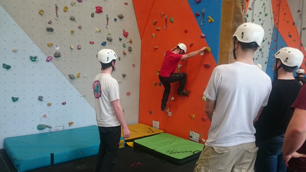 dfancourt1's tweet photo. Level 2 Horticulture Apprentices taking part in some climbing enrichment to celebrate #NAW2017 @Sparsholt_Coll https://t.co/drYfgc7r0b