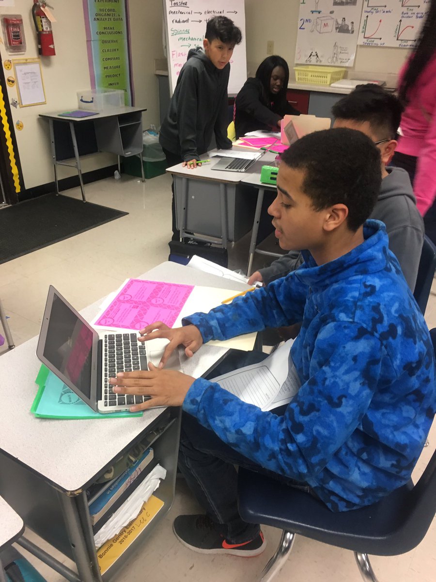 Shauna Hall tweet media